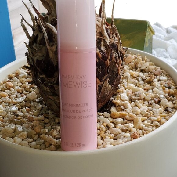Mary Kay TimeWise Pore Minimizer - Picture 2 of 7